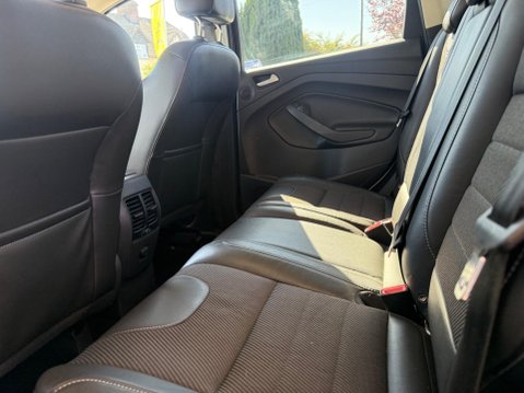 Ford Kuga 2.0 TDCi Titanium 2WD Euro 6 (s/s) 5dr 38