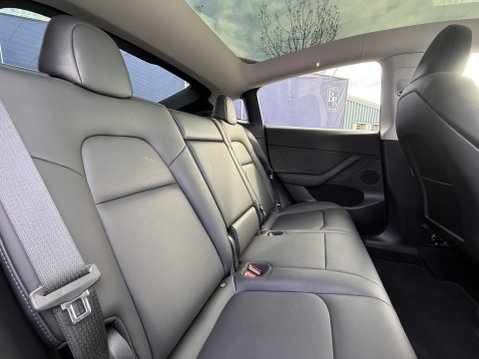 Tesla Model Y (Dual Motor) Long Range SUV 5dr Electric Auto 4WDE (384 bhp) 26