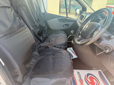 Renault Trafic 1.6 Trafic SL27 Sport Nav Energy dCi 15