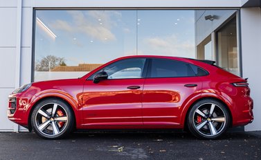 Porsche Cayenne GTS Coupe 3