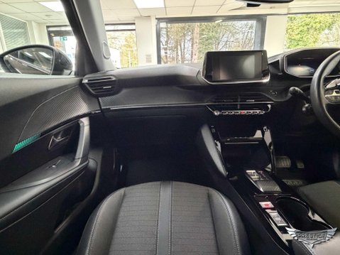 Peugeot 2008 50kWh Allure Premium Auto 5dr (7kW Charger) 43