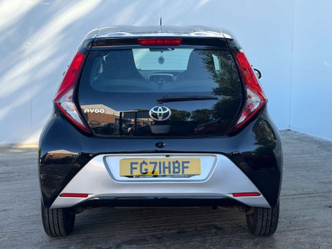 Toyota Aygo 1.0 Aygo X-Play TSS VVT-i 5dr 20