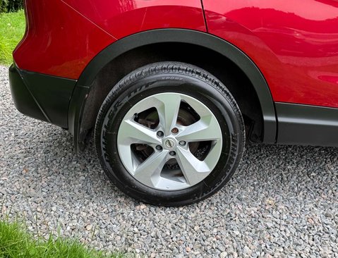 Nissan Qashqai 1.5 Qashqai Acenta Premium dCi 5dr 13