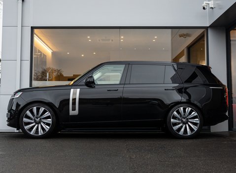 Land Rover Range Rover P615 SV LWB 3