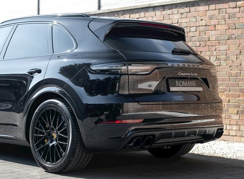 Porsche Cayenne Turbo 25