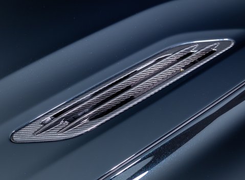 Aston Martin Vanquish S Ultimate 32