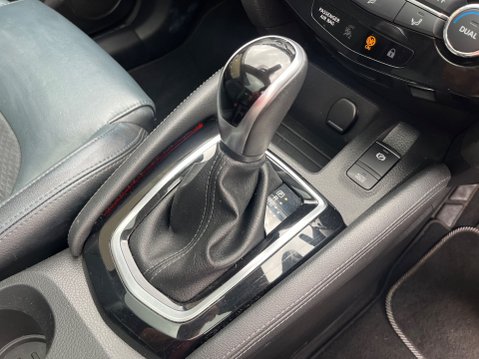 Nissan Qashqai 1.3 DIG-T TEKNA DCT AUTOMATIC 17