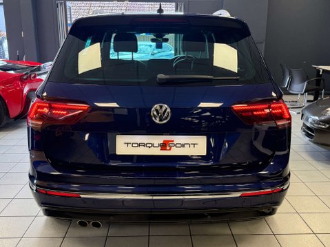 Volkswagen Tiguan 2.0 Tiguan R-Line TDI BlueMotion Technology 4Motion Semi-Auto 4WD 5dr 7