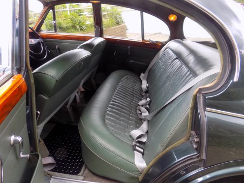 Jaguar MK2 3.4 Manual + Overdrive 13
