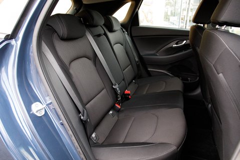 Hyundai i30 CRDI SE NAV 38