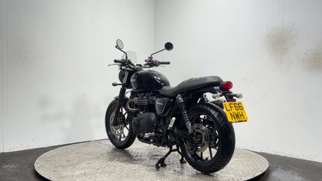 Triumph Street 900 2016 ONLY 14K MOT SPORTS EXHAUST WARRANTY 900CC 5