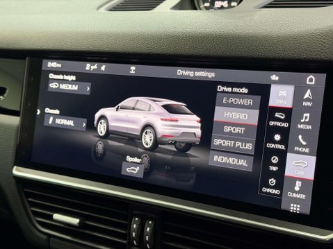Porsche Cayenne 3.0 V6 E-Hybrid 14.1kWh Coupe 5dr Petrol Plug-in Hybrid TiptronicS 4WD Euro 57