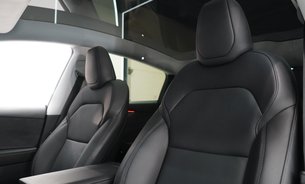 Tesla Model Y LONG RANGE Premium AWD TOW BAR 20" Helix 2.0 Alloys GROK AI Adaptive LEDS 14