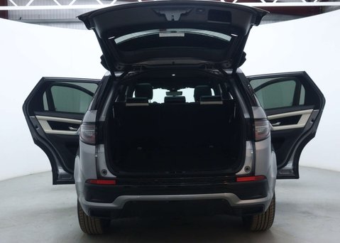 Land Rover Discovery Sport 2.0 Discovery Sport R-Dynamic HSE Auto 4WD 5dr 63