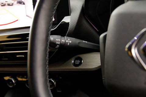 Citroen C5 X PURETECH SHINE PLUS S/S EAT8 16