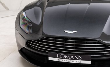 Aston Martin DB11 V8 19