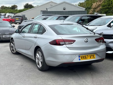 Vauxhall Insignia 1.6 Insignia Tech Line Nav ecoTec TD 5dr 4