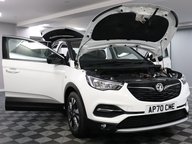 Vauxhall Grandland X SRI NAV 15