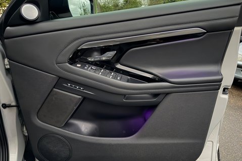 Land Rover Range Rover Evoque AUTOBIOGRAPHY MHEV 34