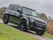 Land Rover Defender D300 X-Dynamic HSE URBAN 19
