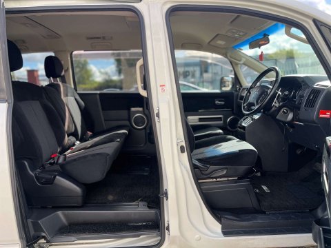 Mitsubishi Delica Roadest 20