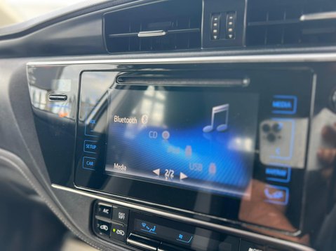 Toyota Auris VVT-I ICON TOURING SPORTS TSS 46