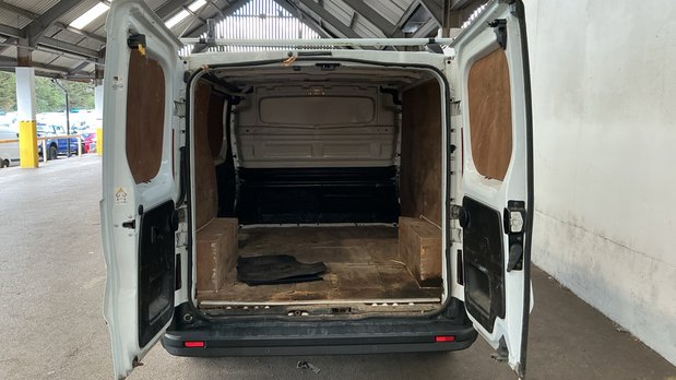Renault Trafic SWB L1H1 Low Roof Business+ SL28 Air Con Sensors EURO 6 NO VAT 5