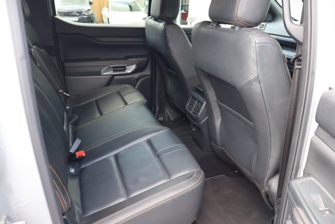 Ford Ranger WILDTRAK ECOBLUE FULLY STYLED WITH BODY COLOURED SNUG TOP 21