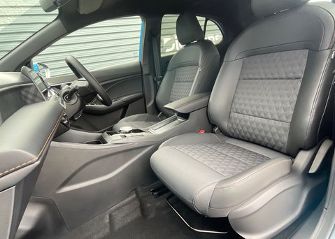 MG MG3 1.5 HYBRID+ TROPHY 16