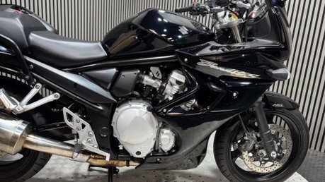 Suzuki Bandit 1250 2009 ONLY 16K FULL LUGGAGE MOT JUNE 2027 TOURER BIKE 8
