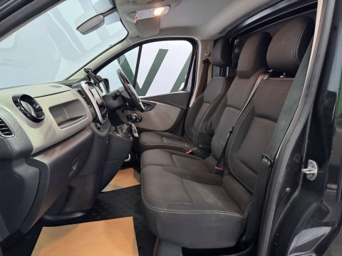 Renault Trafic 1.6 Trafic LL29 Sport Nav Energy dCi 22