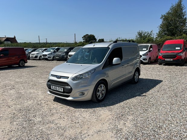 Ford Transit Connect AUTO SWB L1H1 Low Roof Limited Air Con Alloys Sensors EURO 6 NO VAT 2