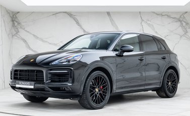 Porsche Cayenne GTS 1