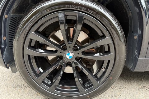 BMW X5 XDRIVE40D M SPORT - £13K FACTORY EXTRAS -HUD -7 SEATS -HARM,AN KARDON 75