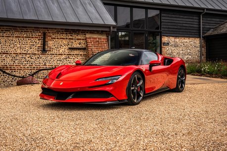 Ferrari SF90 Stradale 4.0T V8 7.9kWh F1 DCT 4WD Euro 6 (s/s) 2dr
