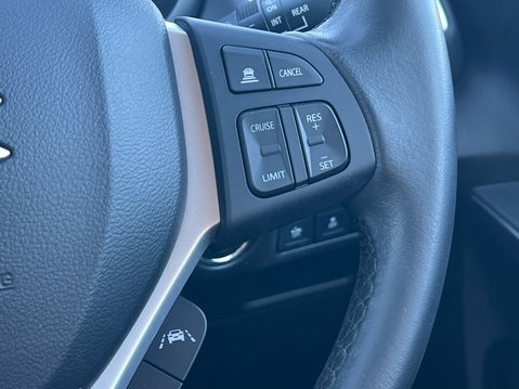 Suzuki S-Cross MOTION 29
