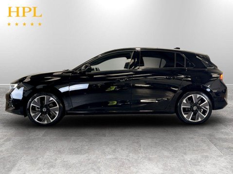 Vauxhall Astra Electric 54kWh Ultimate Hatchback 5dr Electric Auto (156 ps) Air Con - Alloys - DAB 4