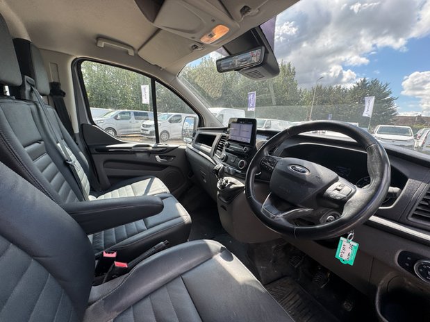 Ford Transit Custom SWB L1H1 [SOLD CM] Low Roof Trail 300 Air Con Alloys Cam Sensors EURO 6 NO 16