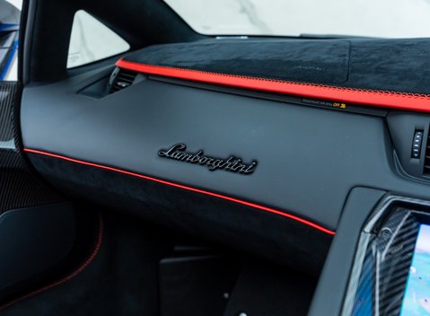 Lamborghini Aventador LP 770-4 SVJ ROADSTER 24