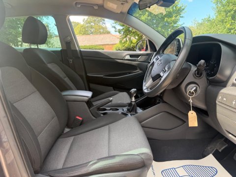 Hyundai TUCSON 1.6 GDi SE Nav Euro 6 (s/s) 5dr 15