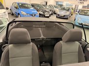 Volkswagen Golf 1.6 TDI BlueMotion Tech SE Cabriolet Euro 5 (s/s) 2dr 16