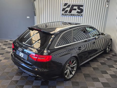 Audi RS4 4.2 FSI V8 Estate 5dr Petrol S Tronic quattro Euro 5 (450 ps) 43