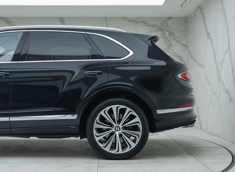 Bentley Bentayga V8 AZURE 41