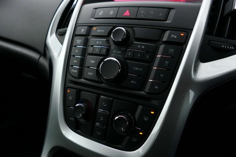 Vauxhall Astra 2.0 Astra SRI CDTI S/S 5dr 27