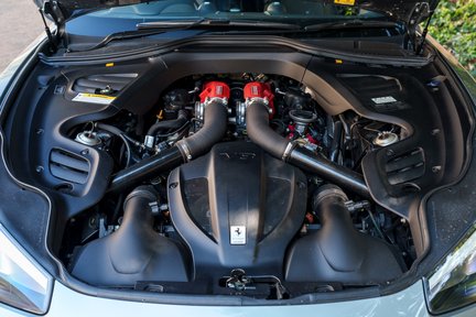 Ferrari GTC4 Lusso T V8 33