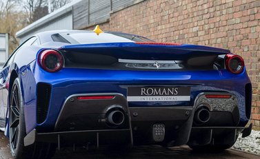 Ferrari 488 Pista 28