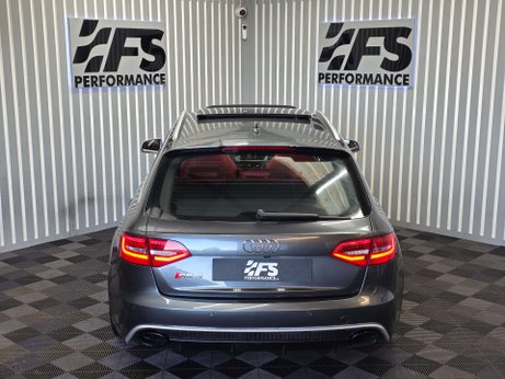 Audi RS4 4.2 FSI V8 Estate 5dr Petrol S Tronic quattro Euro 5 (450 ps) 41