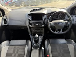 Ford Focus 2.0T EcoBoost ST-2 Hatchback 5dr Petrol Manual Euro 6 (s/s) (250 ps) 28