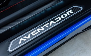 Lamborghini Aventador LP 770-4 SVJ ROADSTER 30