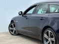 Jaguar XF 2.0 XF Portfolio D AWD Auto 4WD 5dr 39